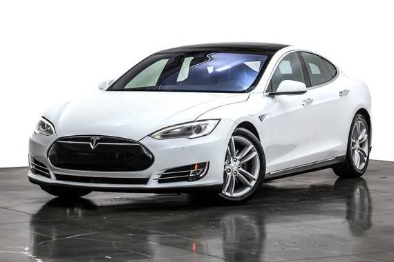 TESLA MODEL S 2015 5YJSA1E27FF115615 image